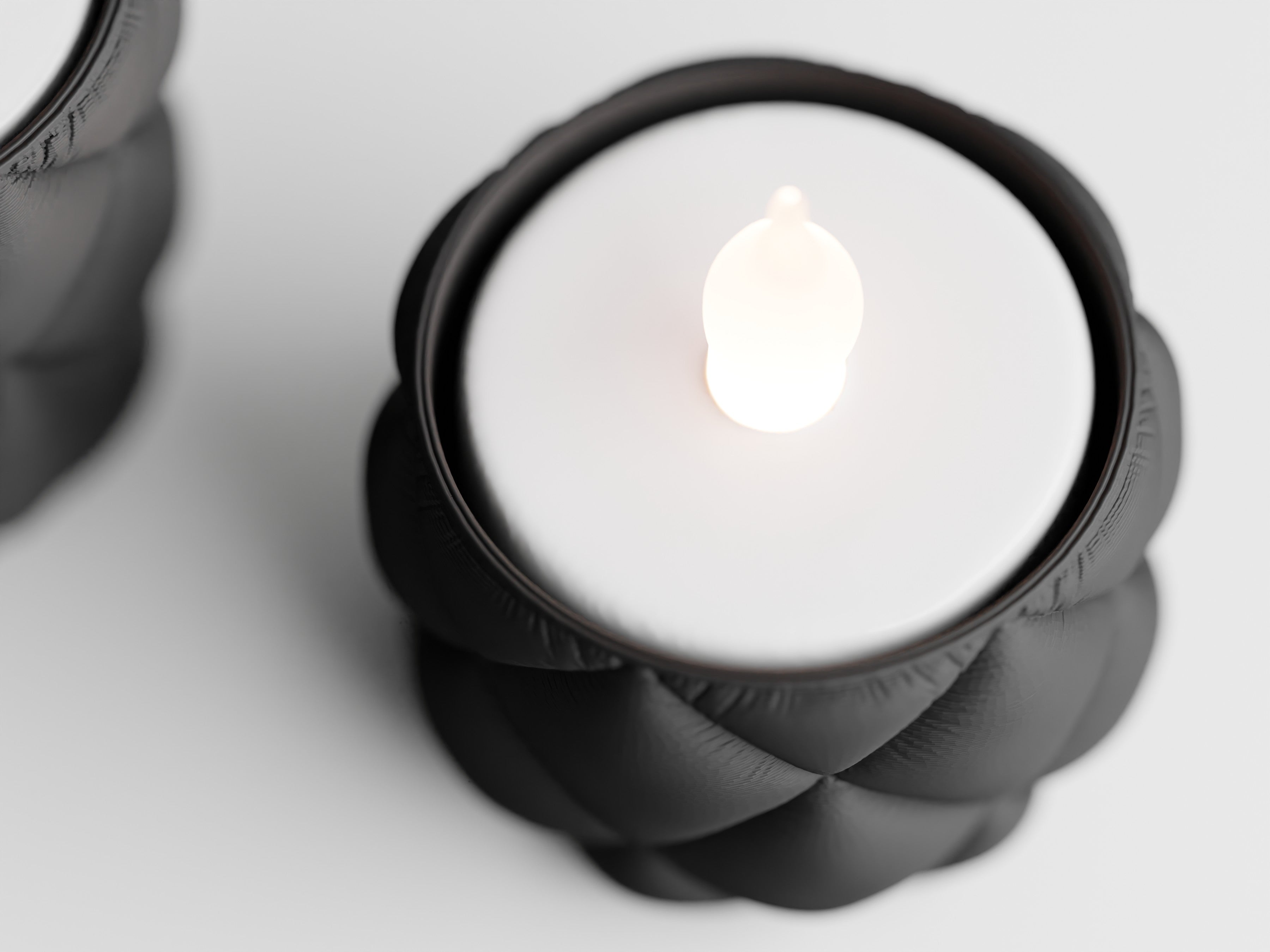 Glow Duo – Teelichthalter im Steppdesign (auch als Set erhältlich) inklusive LED-Teelicht